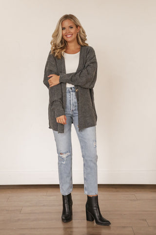 Sleeveless Button Down (Black)